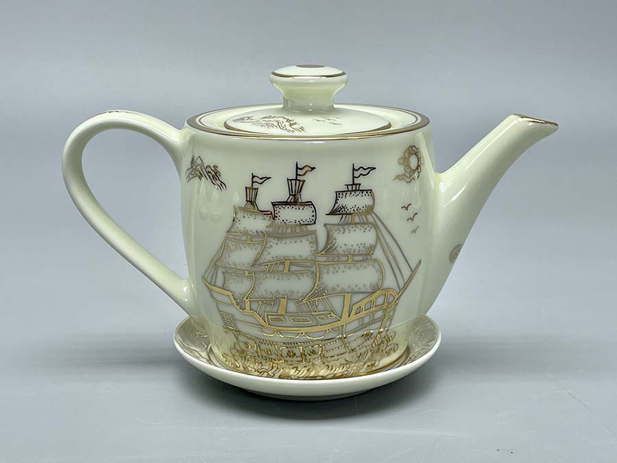 bo-am-chen-su-thuan-buom-xuoi-gio-gom-chu-dau-ve-vang-kim-4
