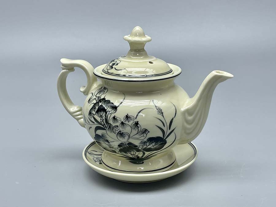 bo-am-tra-hoa-sen-gom-chu-dau-truyen-thong-5