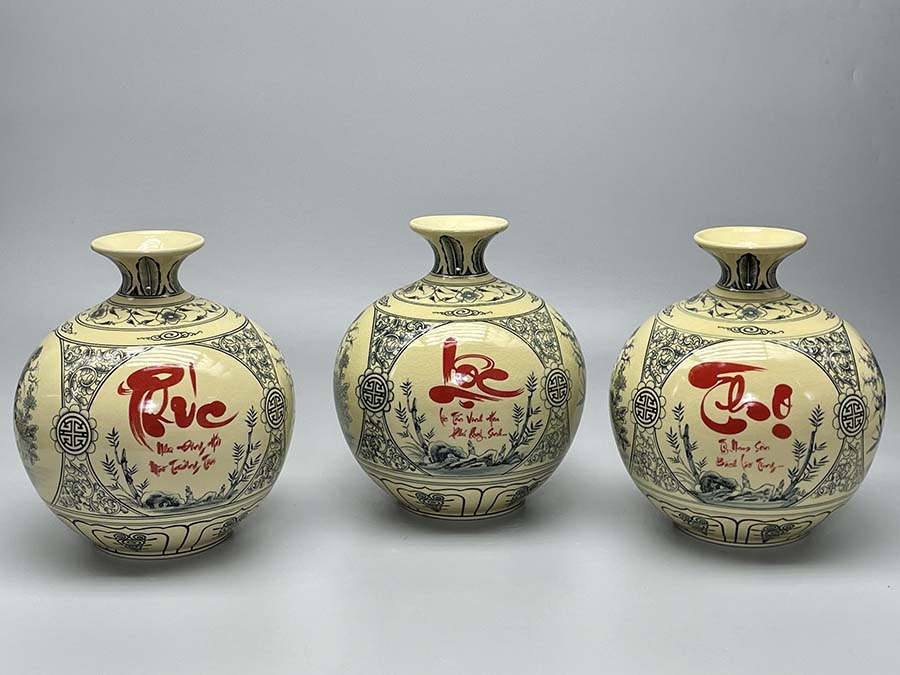 cap-binh-hut-loc-phuc-loc-tho-h25-gom-chu-dau-truyen-thong