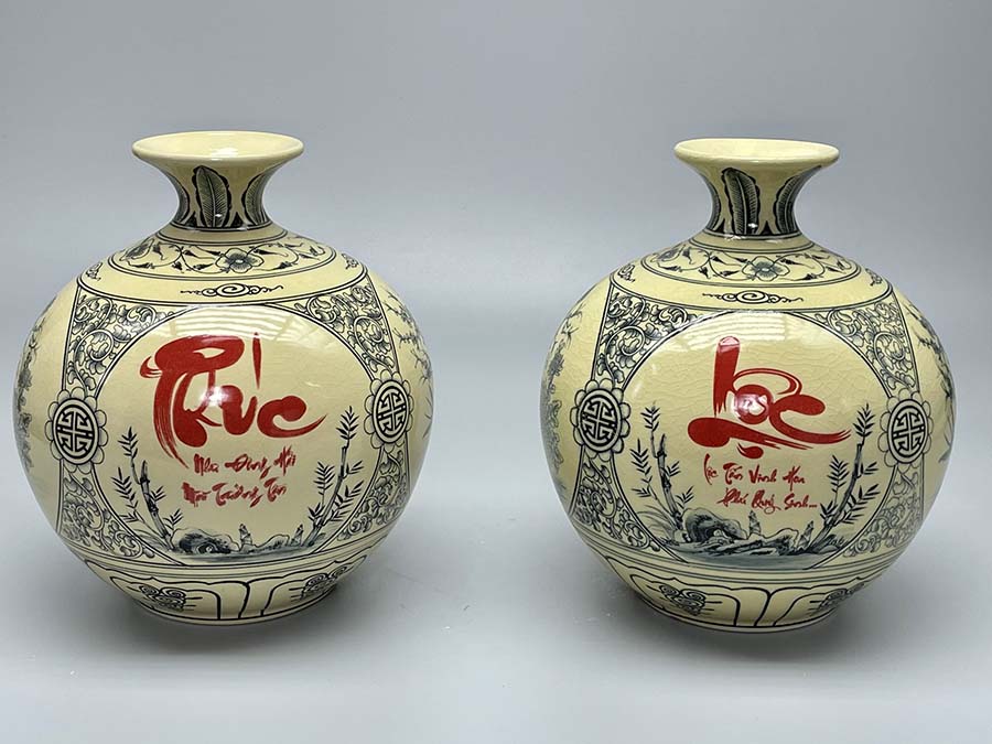 cap-binh-hut-loc-tu-canh-phuc-loc-h25-gom-chu-dau-truyen-thong