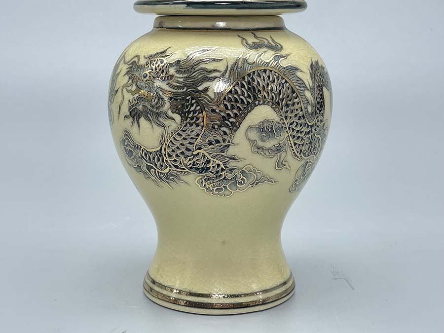 choe-tho-gom-chu-dau-ve-vang-kim-5