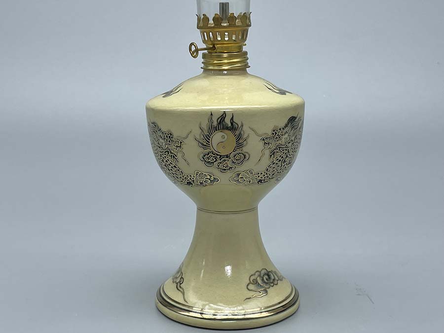 den-dau-gom-chu-dau-ve-vang-kim-1