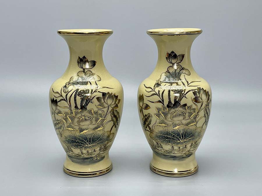 lo-hoa-sen-h27-gom-chu-dau-ve-vang-kim-1