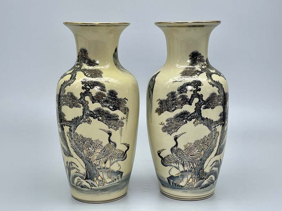 luc-binh-h35-tung-hac-gom-chu-dau-ve-vang-kim-2