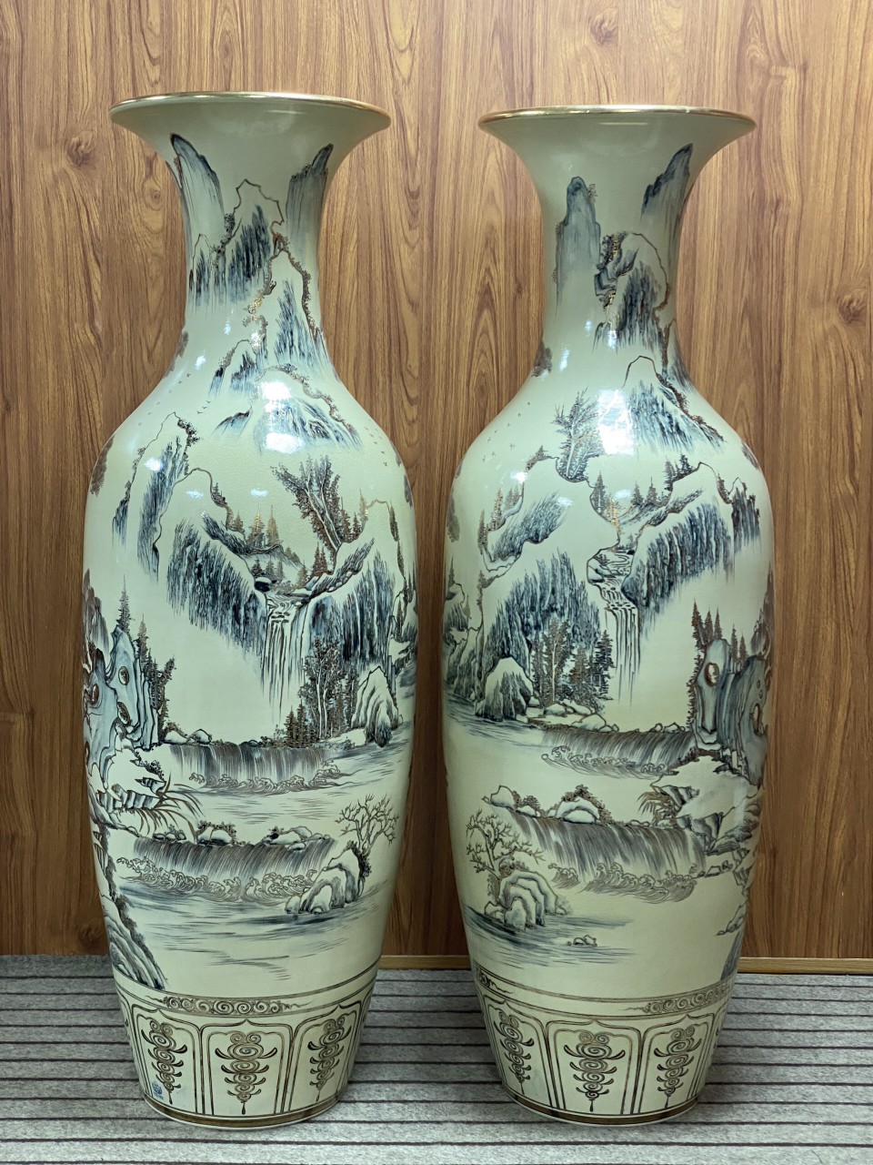 luc-binh-tung-nai-1-3m-gom-chu-dau-vang-kim-3