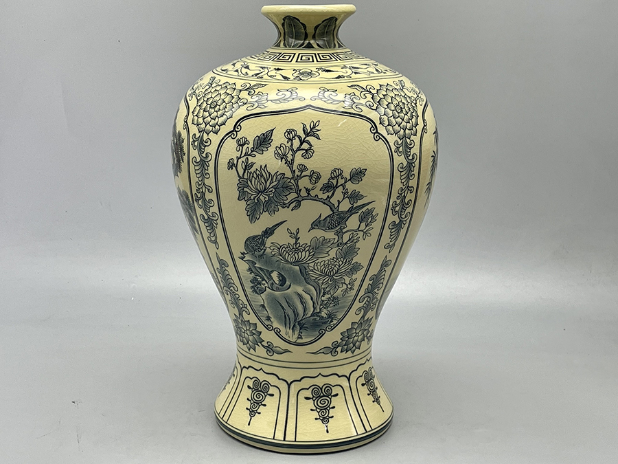 mai-binh-tu-canh-h43-gom-chu-dau-truyen-thong-3