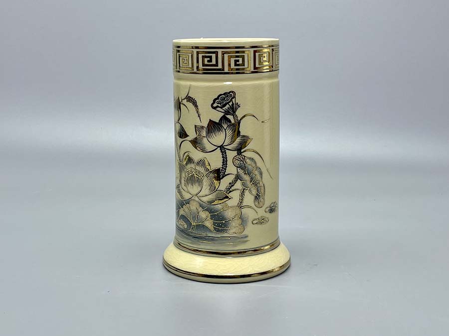 ong-huong-hoa-sen-gom-chu-dau-ve-vang-kim-5