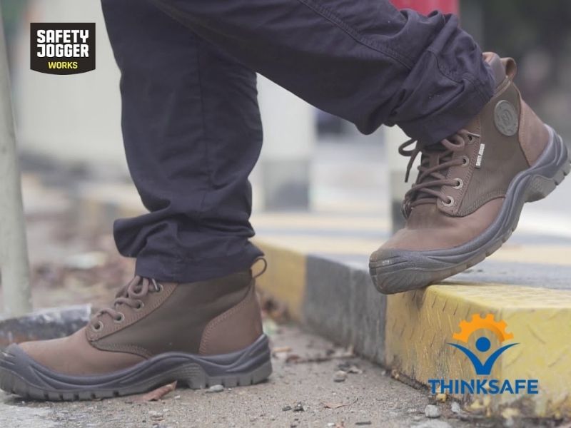 cách làm cho giày rộng ra