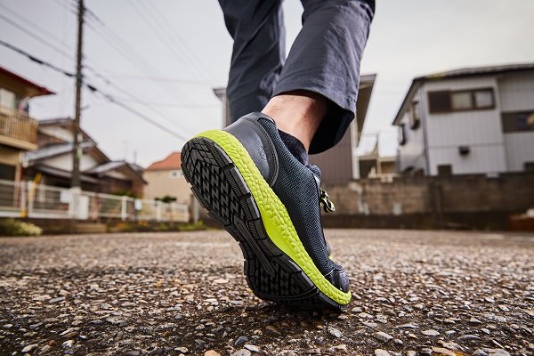 giày bảo hộ siêu nhẹ nhật bản