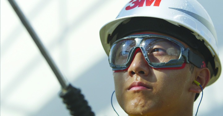 Mắt kính bảo hộ cho công nhân