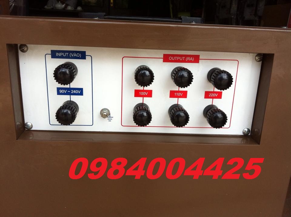 MẶT SAU ỔN ÁP LIOA