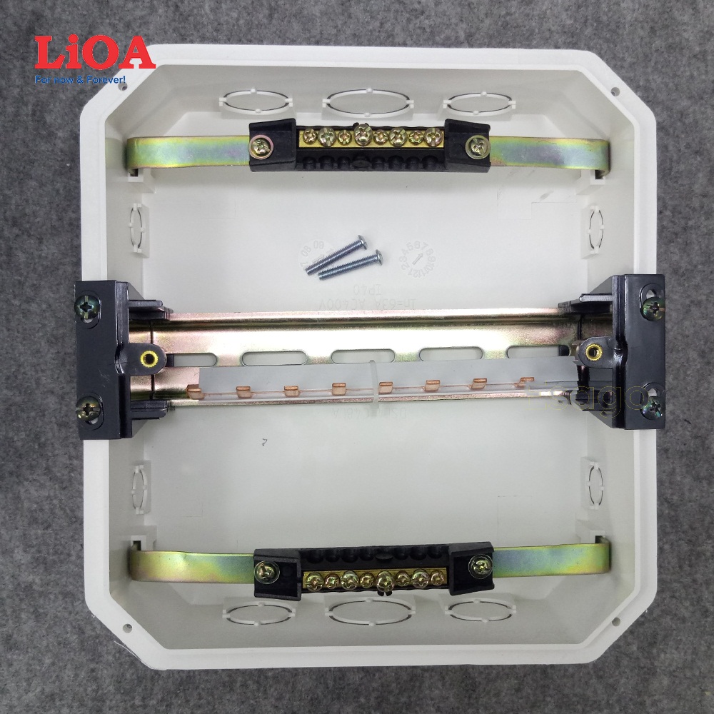 tủ điện trong nhà lioa chứa 4 - 8 aptomat