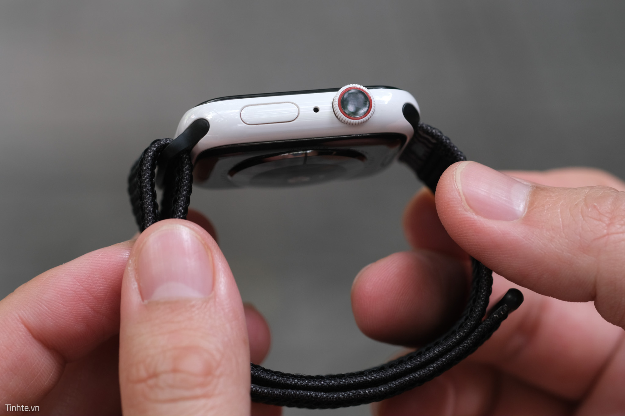 Kiểm tra dây đeo tay của Apple Watch cũ