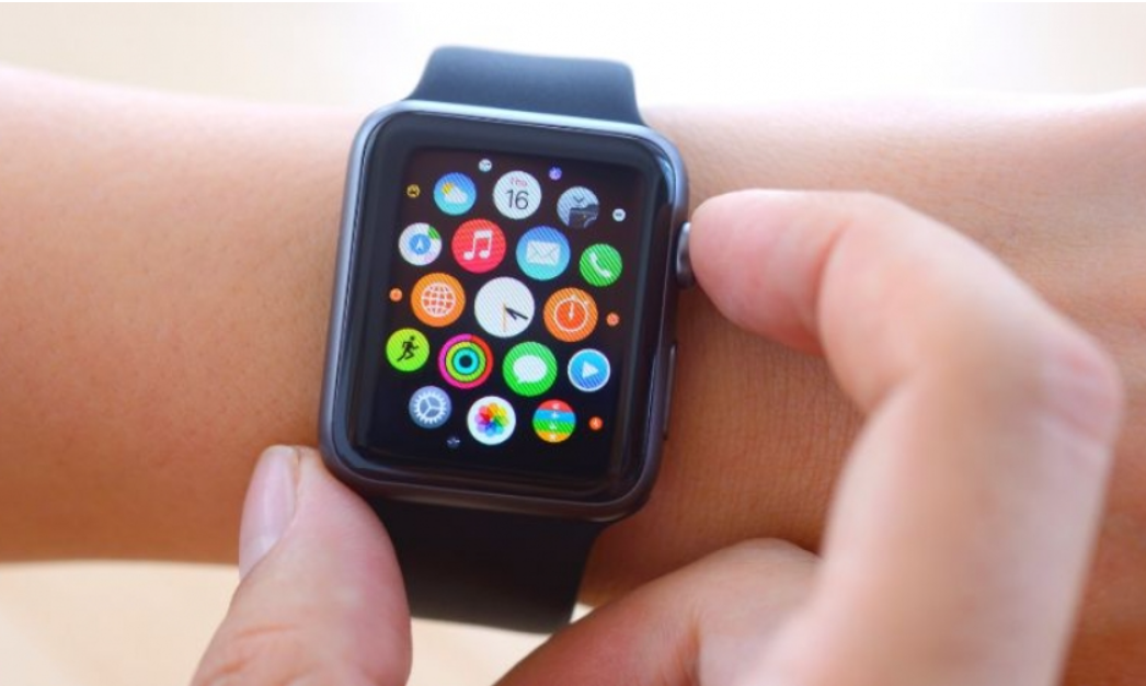 Cài đặt ứng dụng trên Apple Watch.