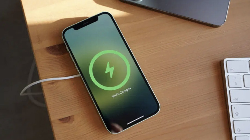 Những lưu ý trong quá trình sạc pin iPhone