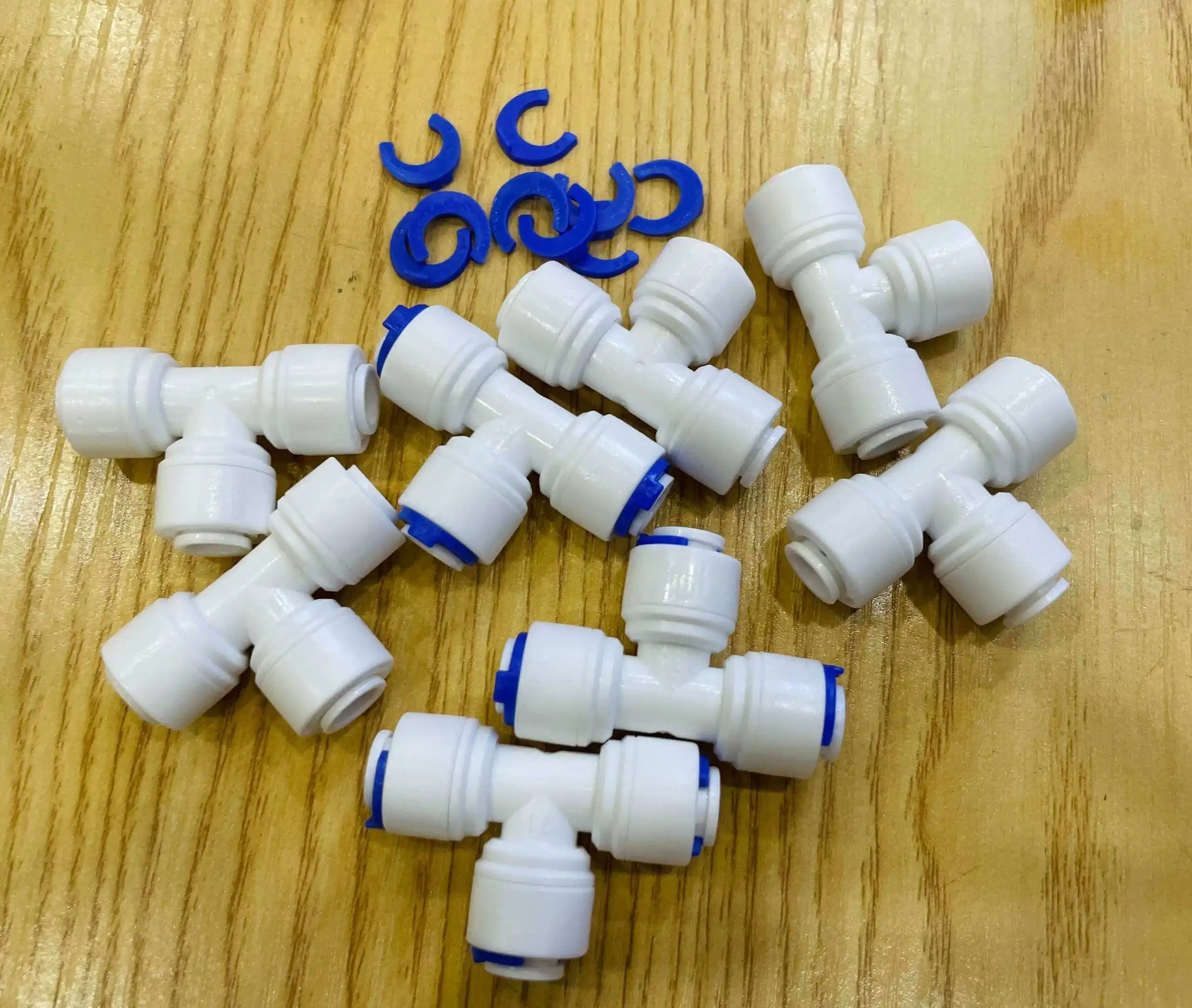 Cút chữ T nối nhanh 3 đầu phi 10