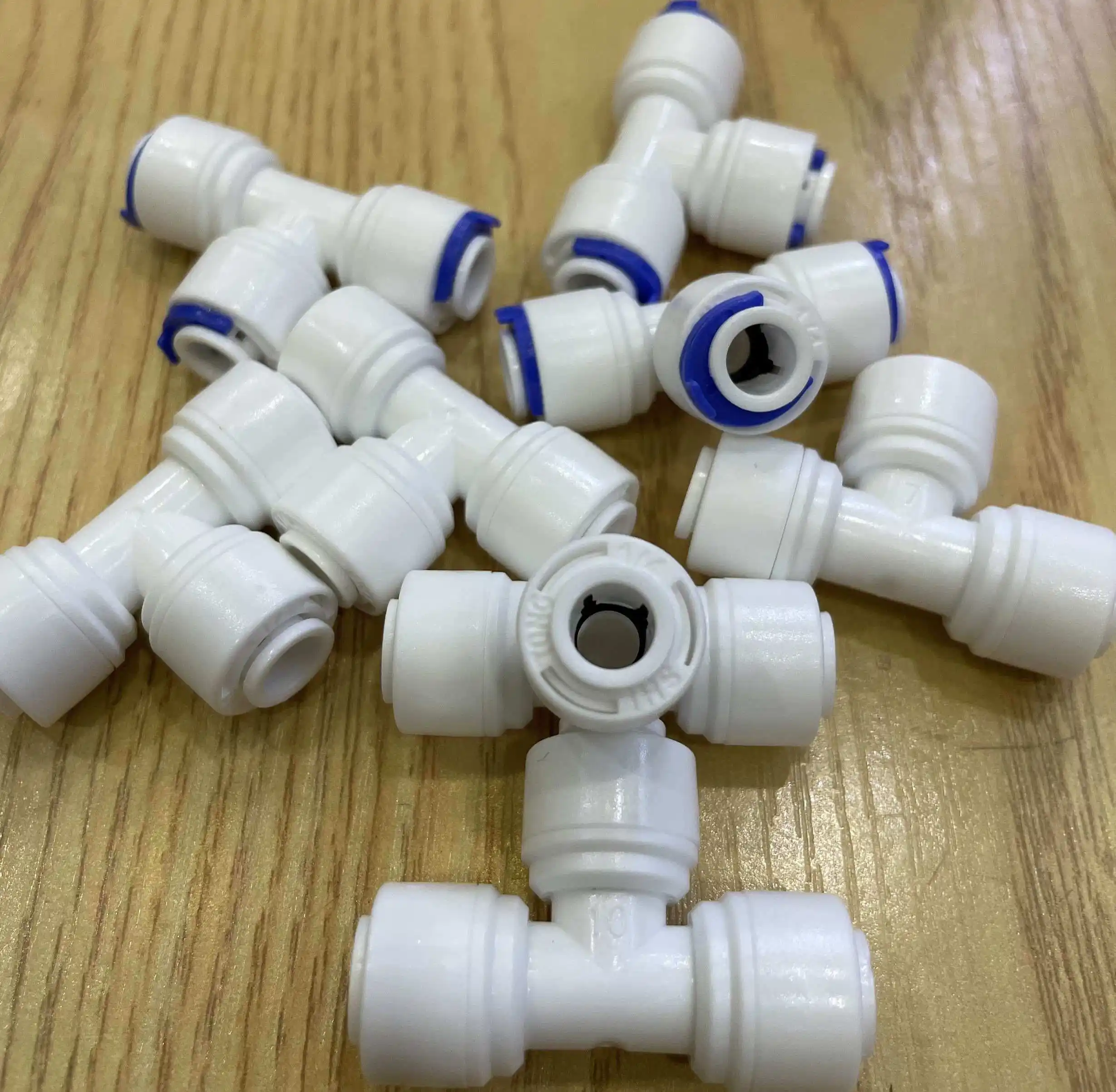 Cút chữ T nối nhanh 3 đầu phi 6