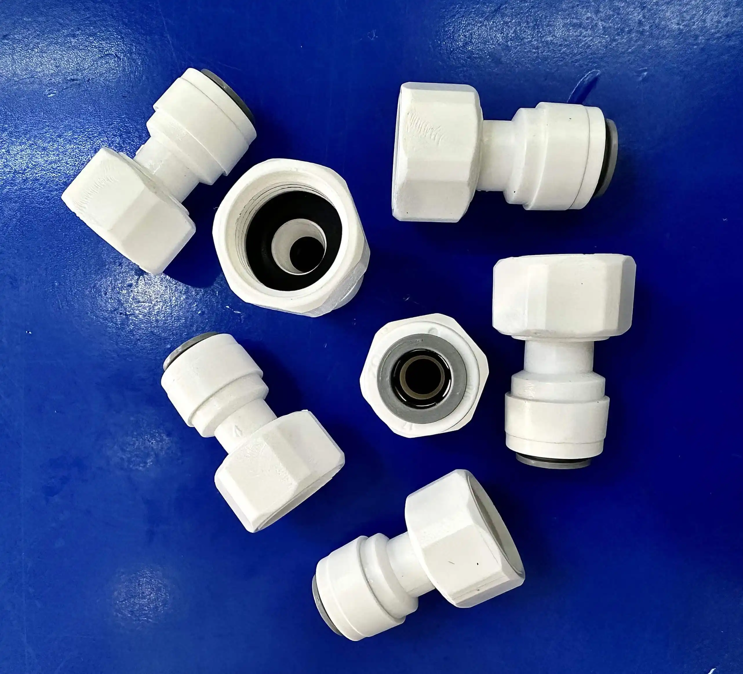 Nối thẳng ren trong 21 - 10