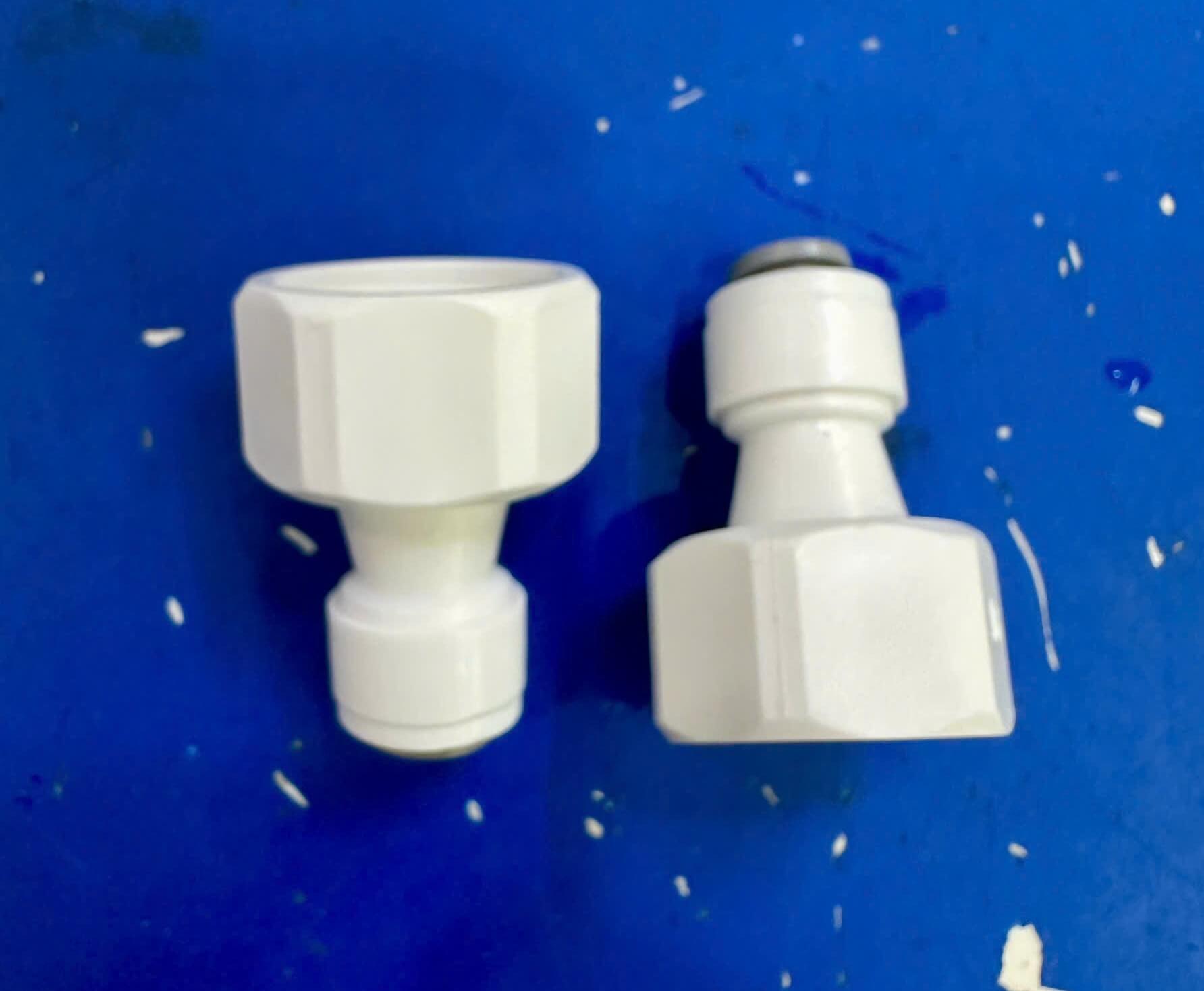 Nối thẳng ren trong 21-6