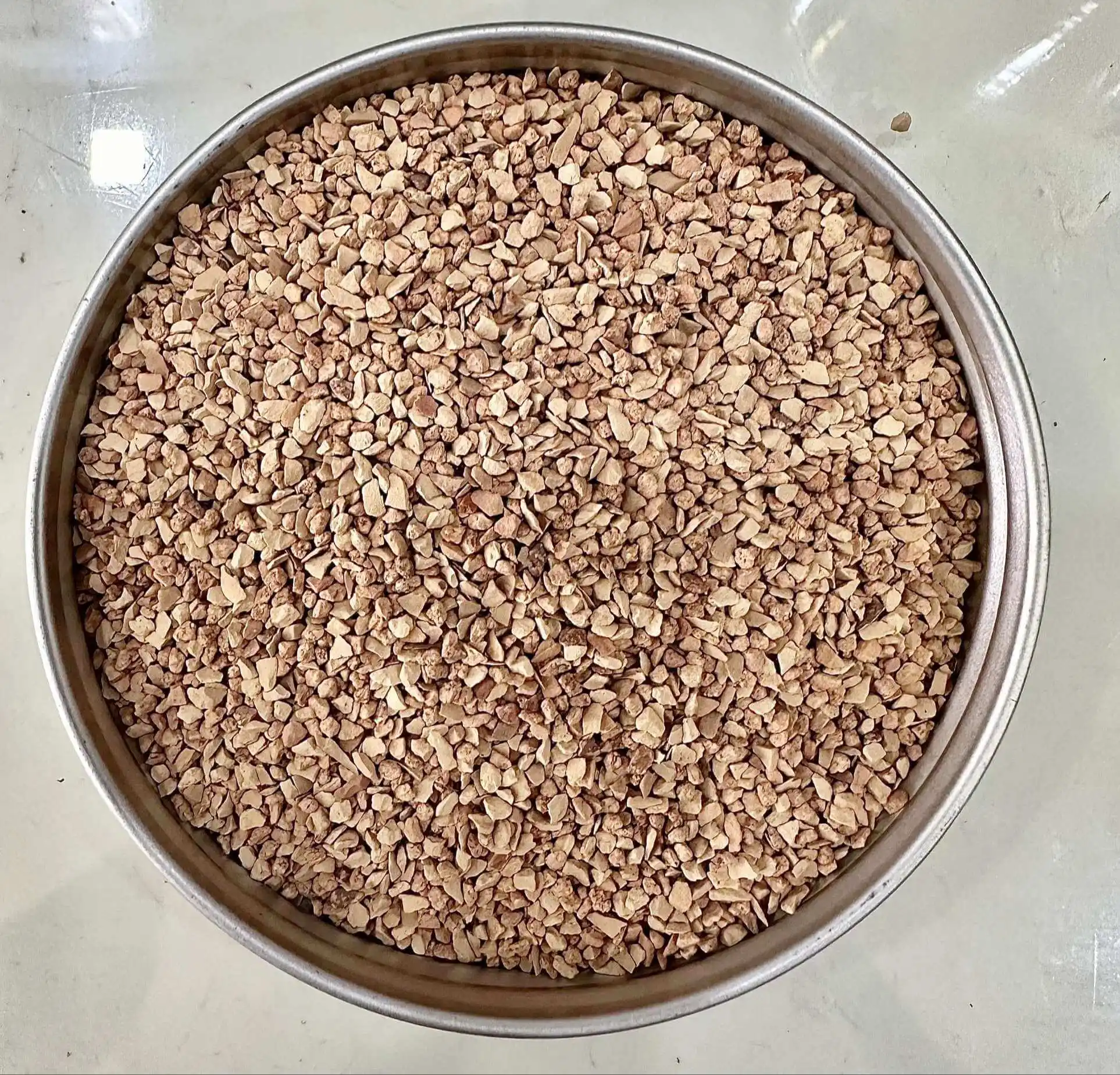 Hạt đa năng AC của Nga