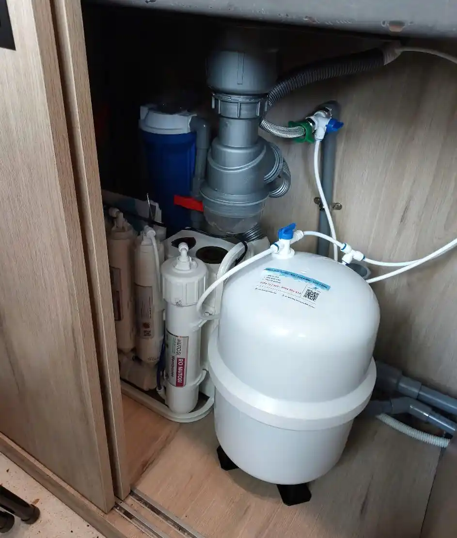 Hình lắp đặt máy lọc nước RO Mutosi MP-U1368