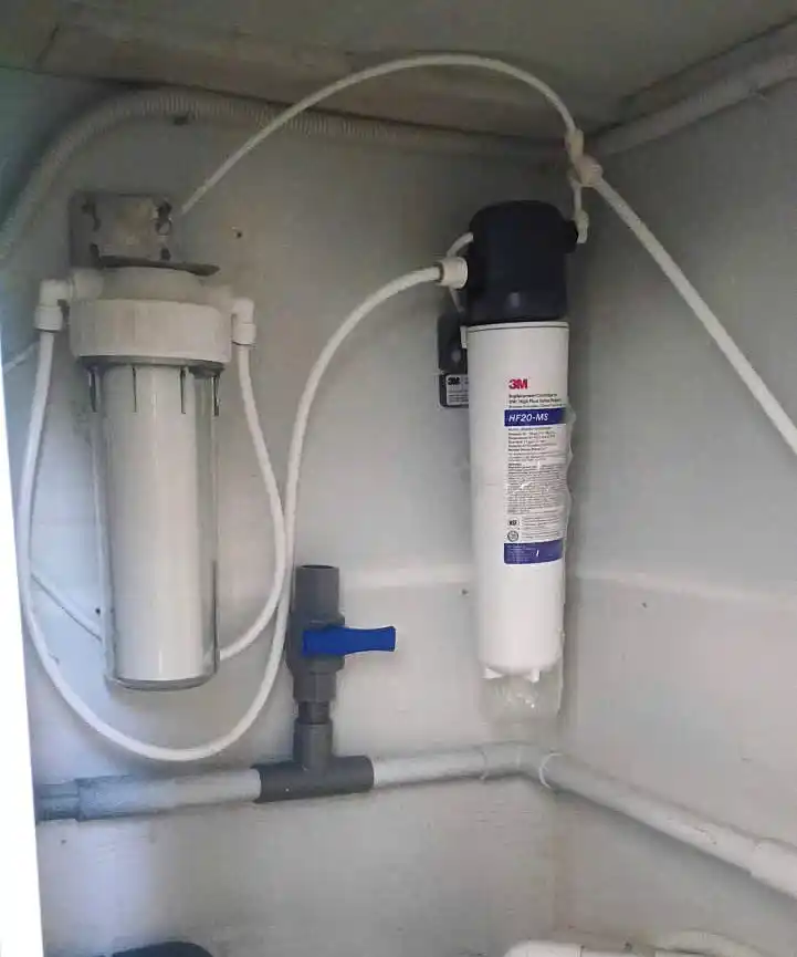 Tiền lọc được tặng kèm theo để bảo vệ lõi chính