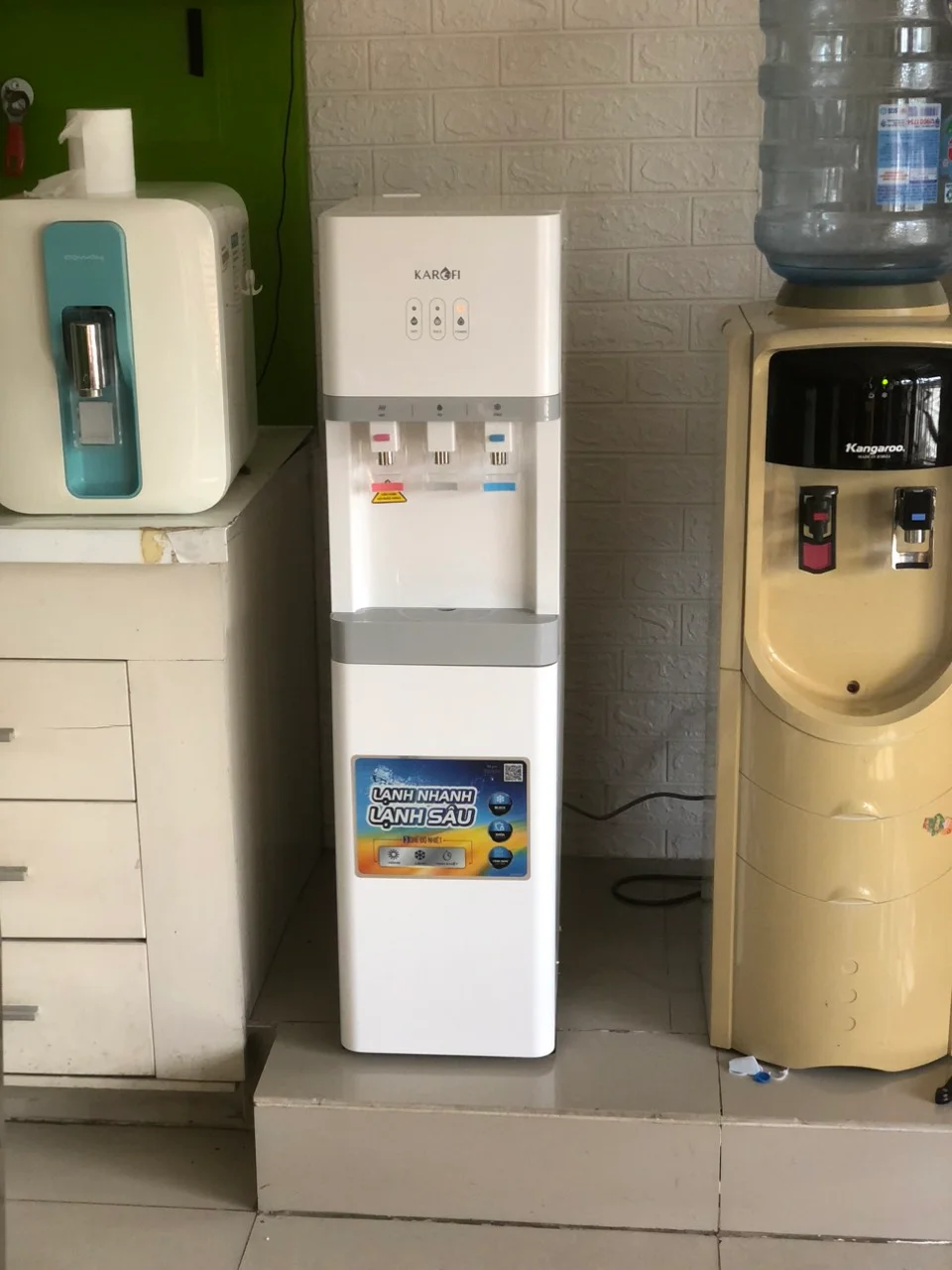 Hình lắp đặt Karofi HCV208