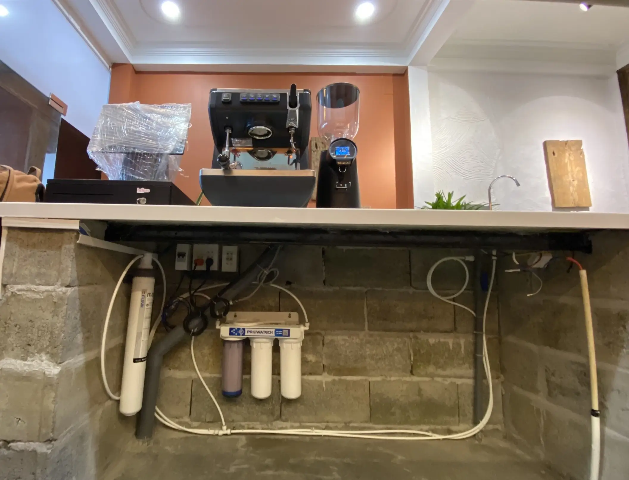 Phù hợp cho các quán cà phê nhờ công suất lọc lớn