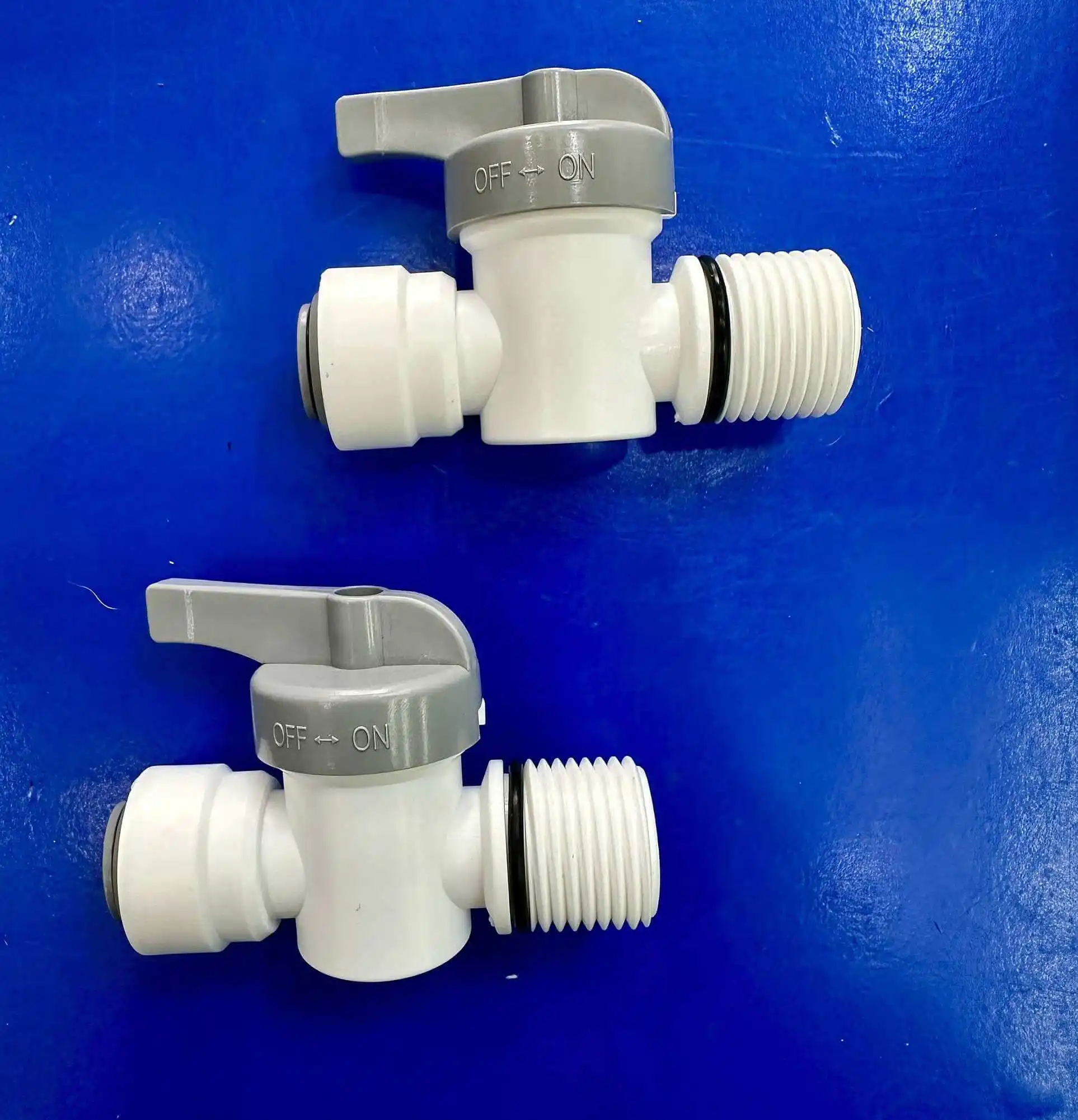 Khóa van xả tay ren ngoài 21 ra ống phi 10