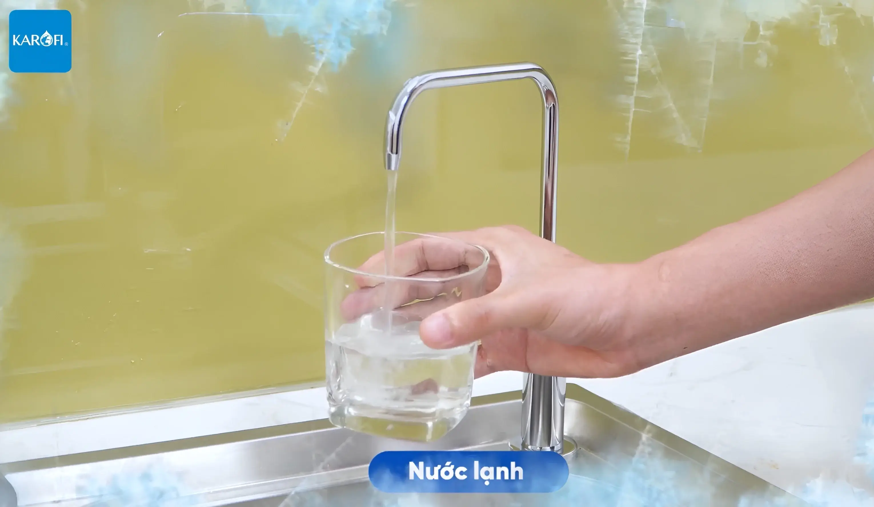 Dễ dàng lấy nước bằng núm vặn cơ