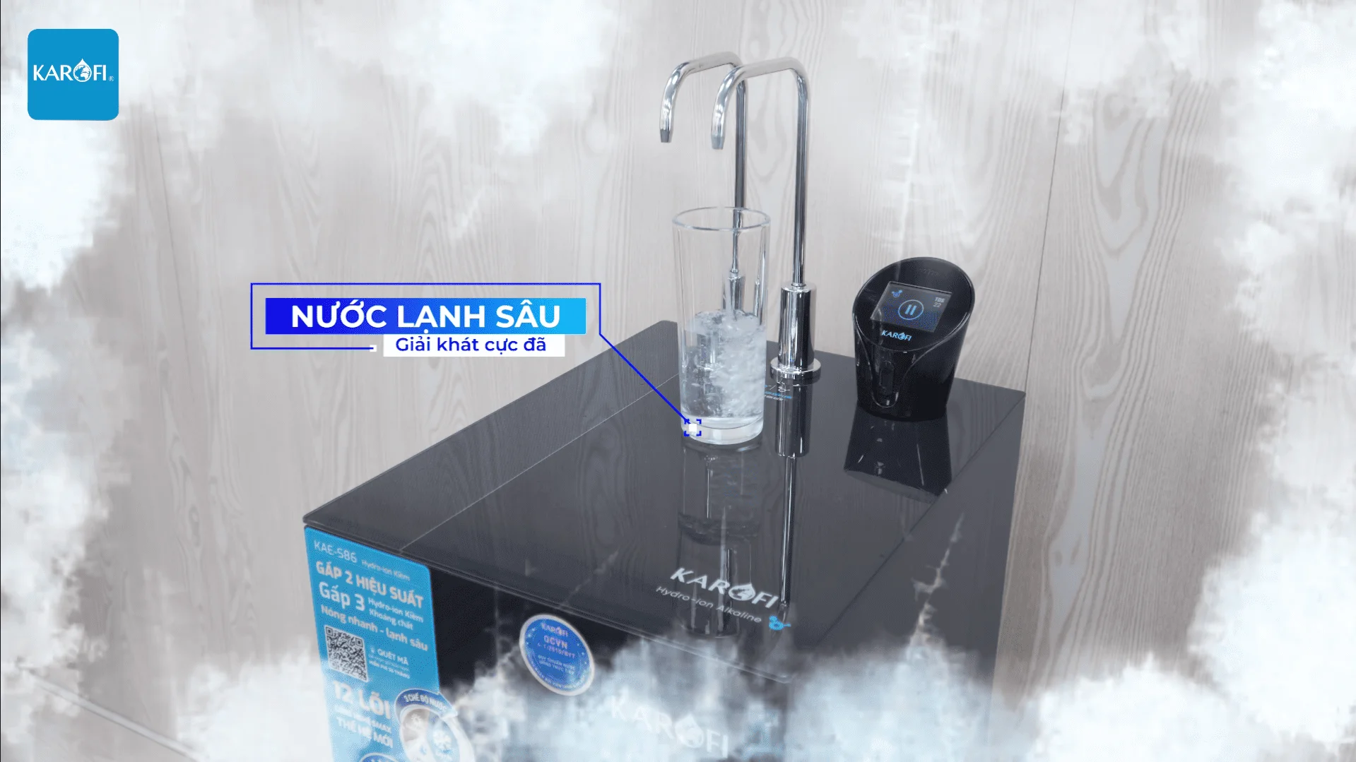 Nước lạnh sâu và nước nóng dùng để giải khát và pha trà, cà phê...