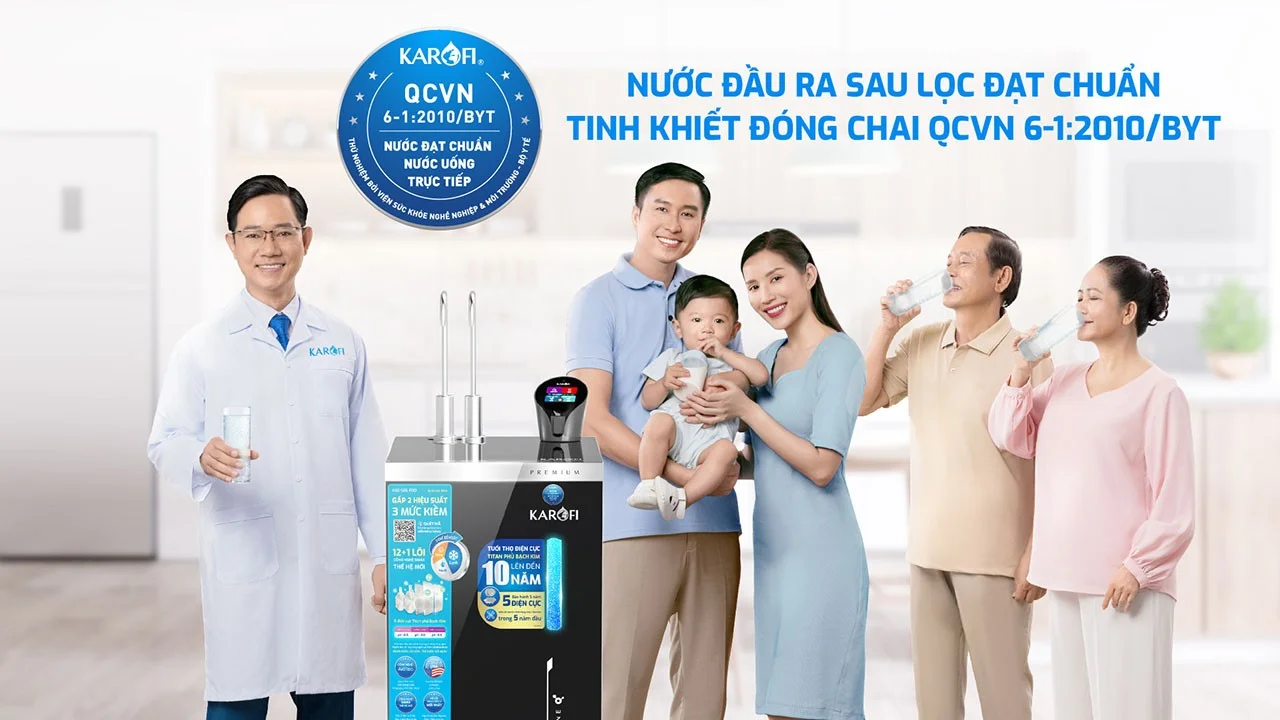 Nước sau lọc từ máy lọc nước Karofi KAE-S86 PRO đạt chuẩn nước uống tinh khiết đóng chai
