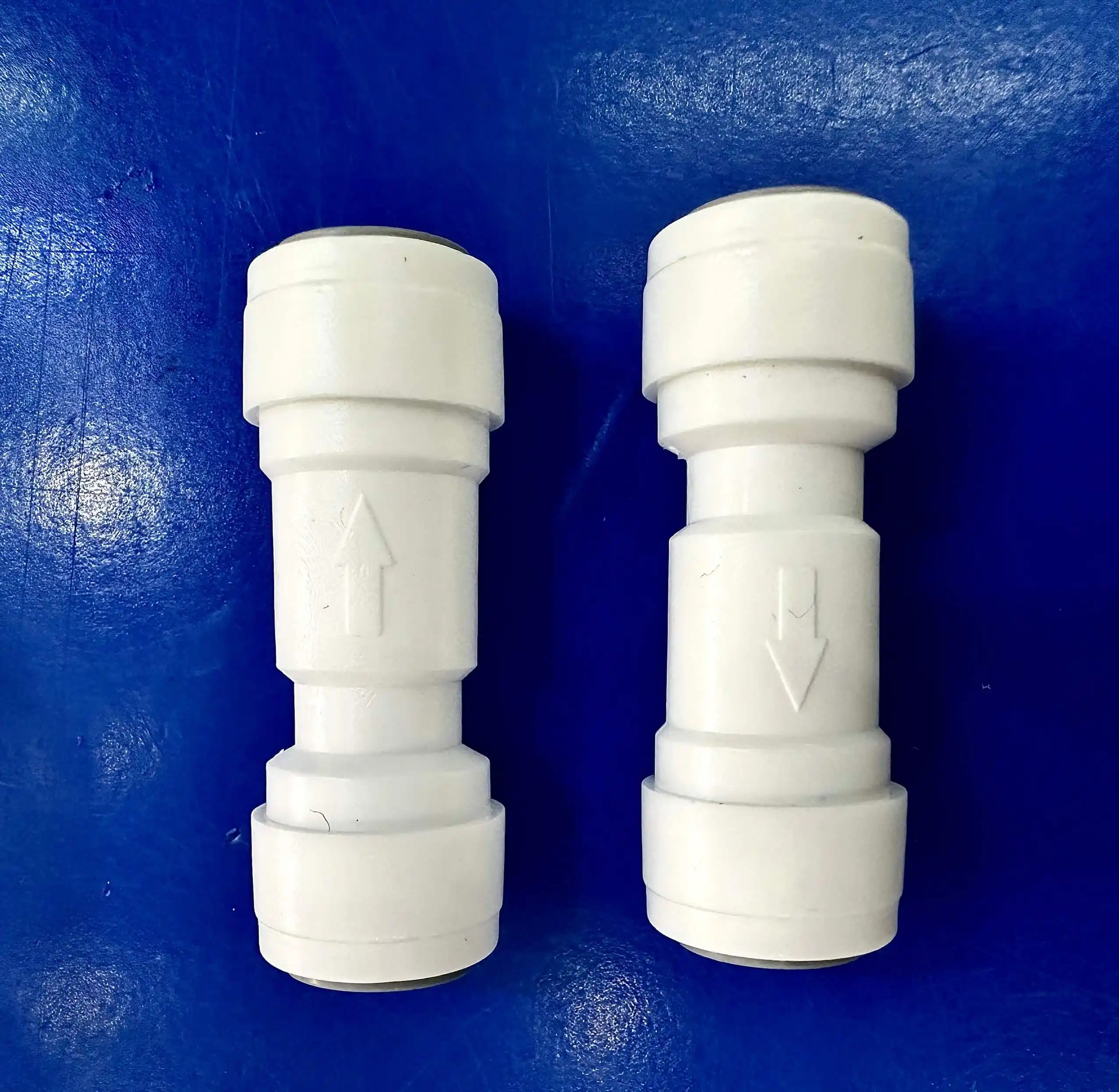 Van 1 chiều nối thẳng phi 10