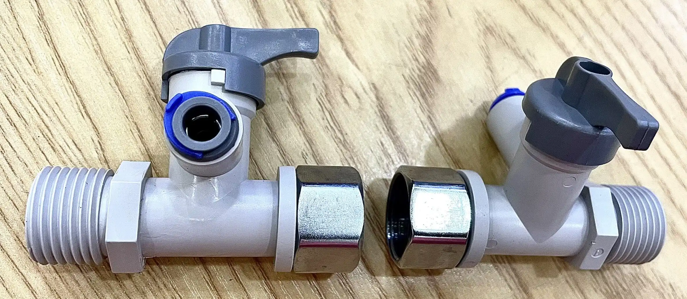 Van nguồn nhựa ren 21 ra dây phi 6