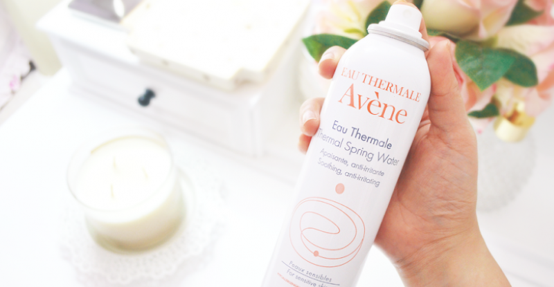 Nước xịt khoáng cấp ẩm và làm dịu da Avène Therma Spring Water