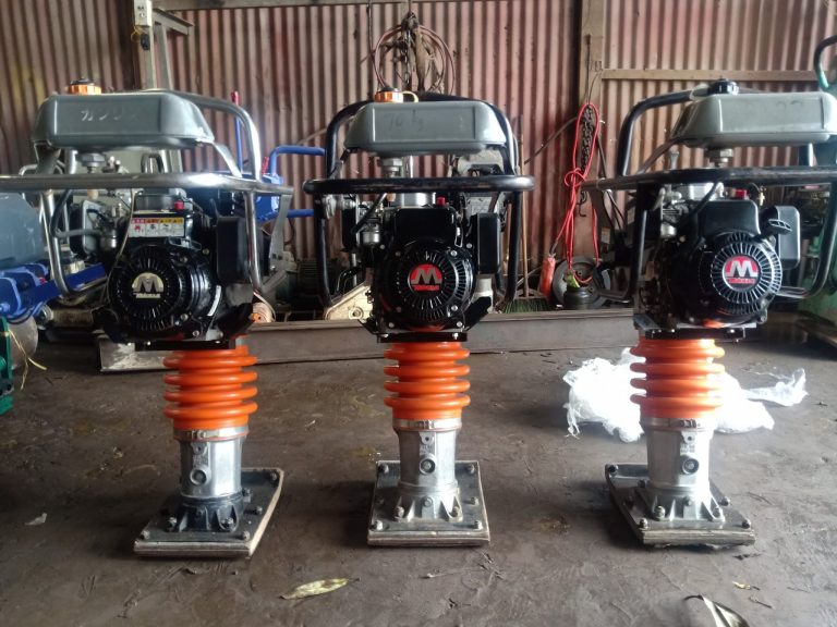 Phân loại máy đầm cóc