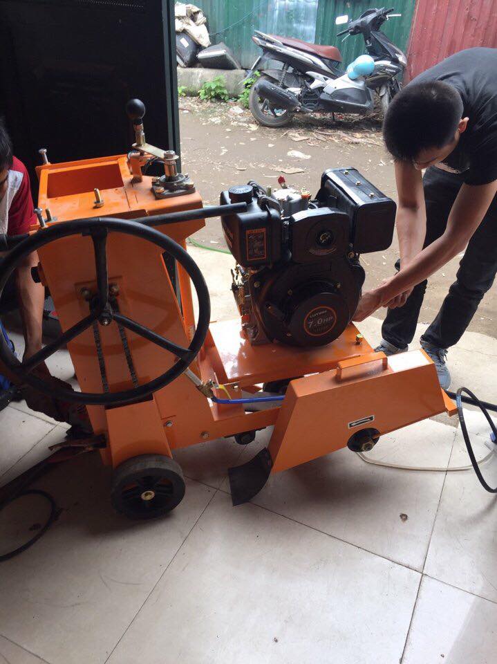 Máy Cắt Bê Tông KC20 Đầu Nổ Diesel (13HP) Đề Nổ