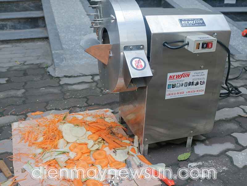 Máy thái lát sợi măng tươi