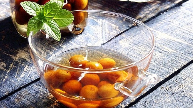 Ngâm rượu hồng