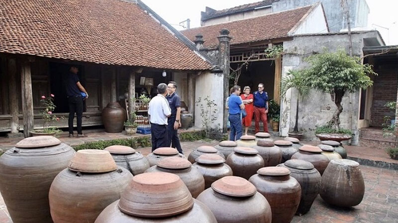 Tham quan làng rượu Mỹ Tửu