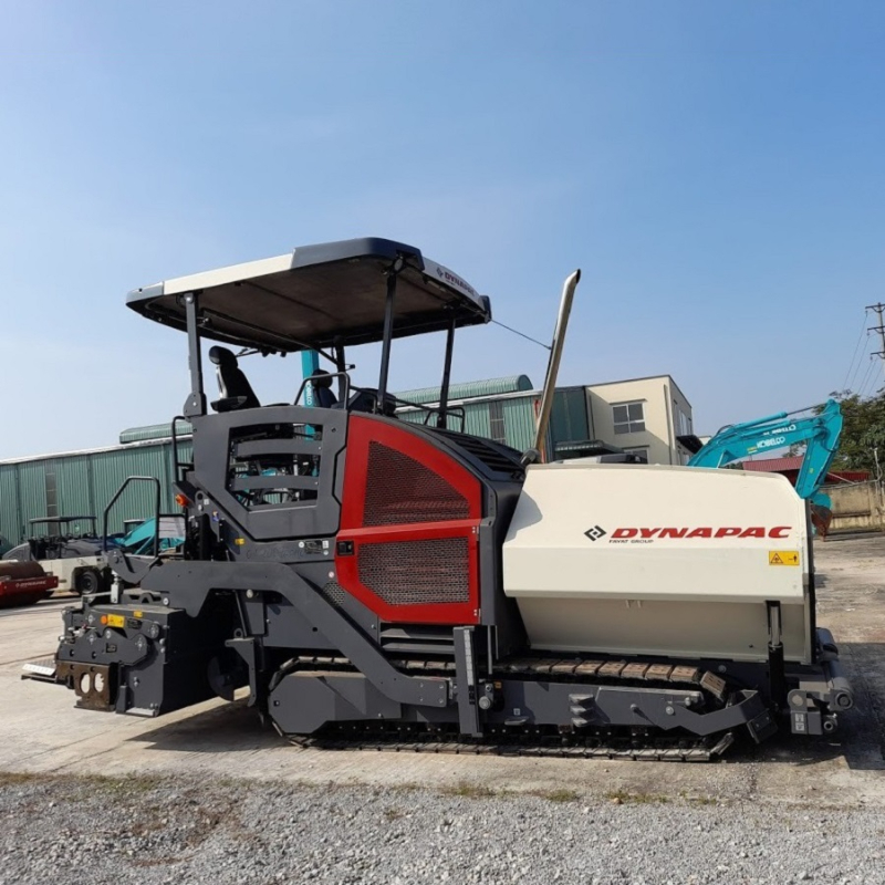 Máy rải thảm SD2500CS cũ