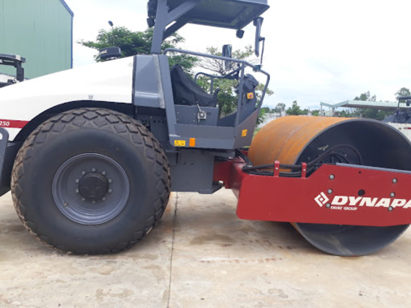 mua xe lu ở đâu