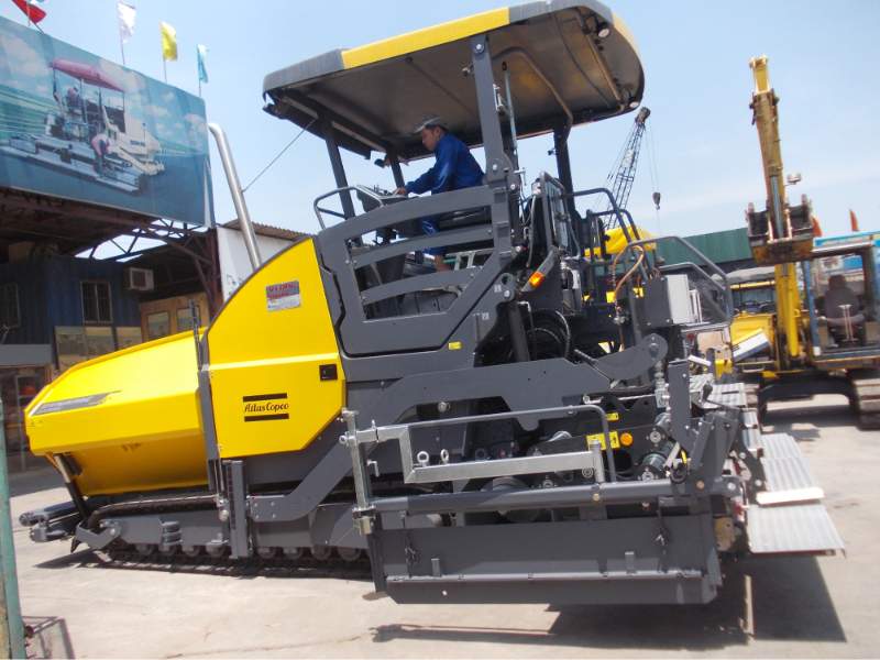 Máy rải bê tông nhựa Dynapac chính hãng