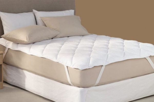 Tham khảo cách giặt topper tại nhà hiệu quả