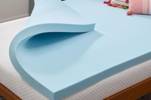 Topper memory foam mang lại cảm giác êm ái