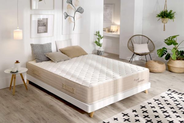 Khi thay nệm bạn nên xem xét nhiều yếu tố để lựa chọn phù hợp với bản thân