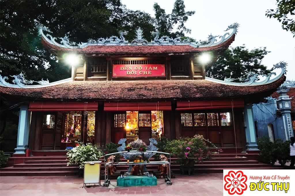 Đền Cô Tám Đồi Chè