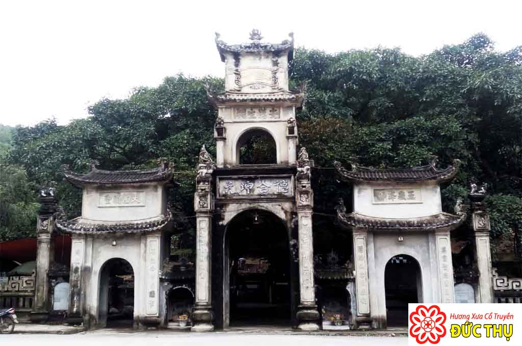 Đền Sinh Đền Hóa