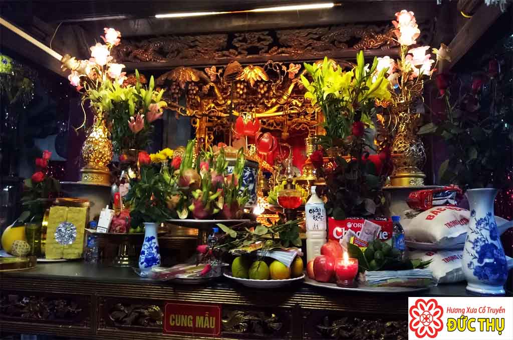 Ngôi Đền Thờ Mẫu Hưng Yên