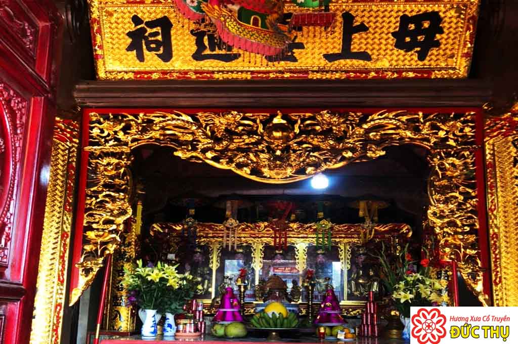 Đền Mẫu Thượng Sapa